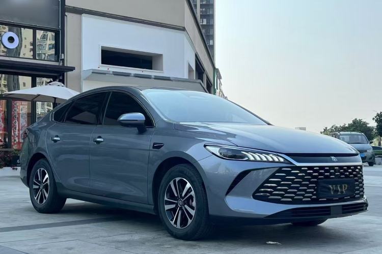 Used BYD Qin PLUS 2025 DM-i Smart Drive 55KM Beyond Model
