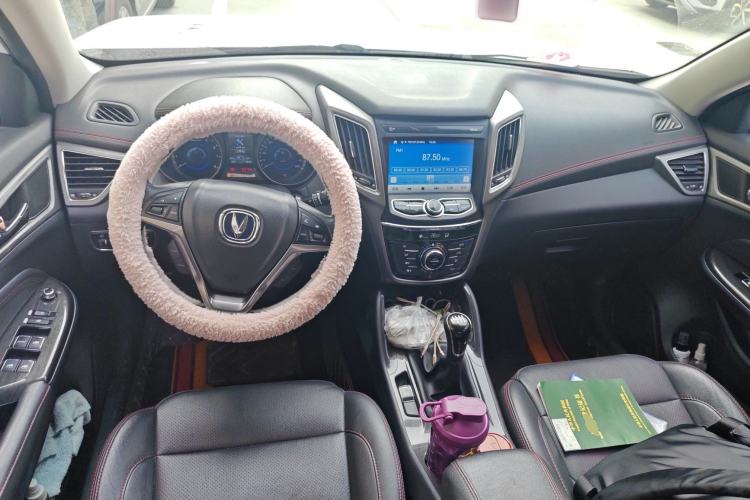 Used CHANGAN CS75 2017 Shangku Edition 1.5T Manual ZhiXiang Model

