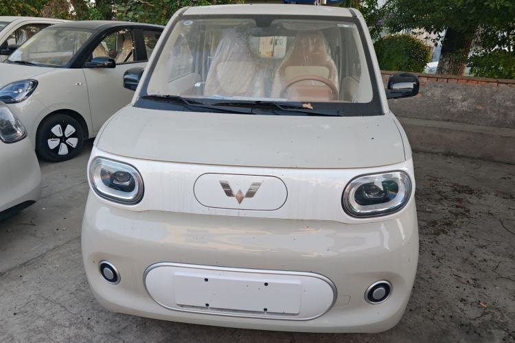 Used Wuling Hongguang MINIEV 2024 3rd Generation 215km Youth Edition
