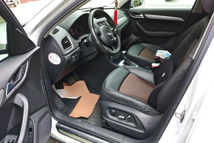 Used Audi Q3 2018 30th Anniversary Edition 30 TFSI Fashion Model Driver Seat