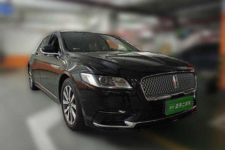 Used Lincoln Continental 2017 2.0T Two-Wheel Drive Deluxe Edition Front Right 45 Deg