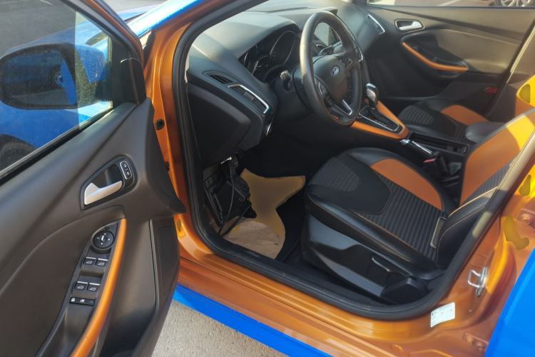 Used Ford Focus 2017 Hatchback EcoBoost 180 Automatic Sport Model