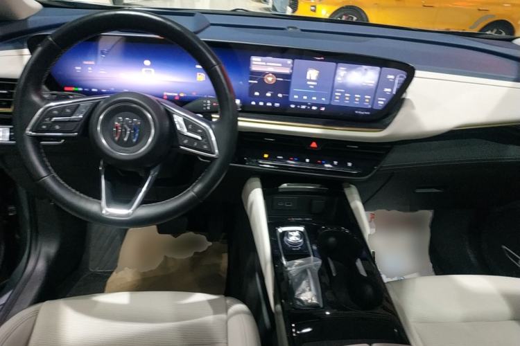 Used Buick Envision 2024 Encore Plus AWD Avenir