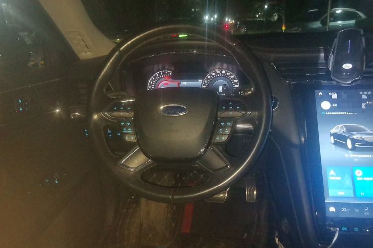 Used Ford Taurus 2019 EcoBoost 245 Premium Edition
