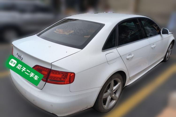 Used Audi A4L 2012 2.0 TFSI automatic standard version