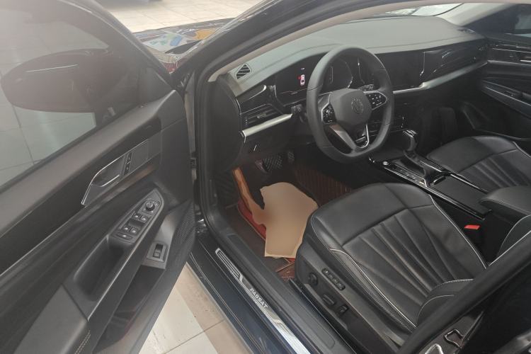 Used Volkswagen Passat 2024 380TSI Starry Dragon Edition