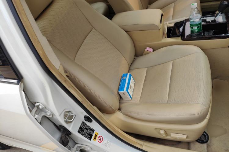 Used Toyota Camry 2015 2.0G Premier Edition Right Front Seat