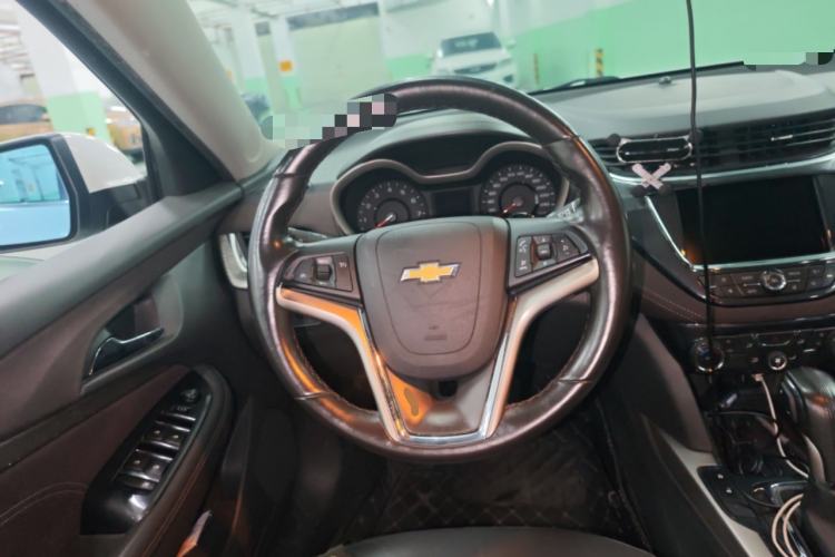 Used Chevrolet Malibu 2016 1.6T Automatic Luxury Edition Steering Wheel