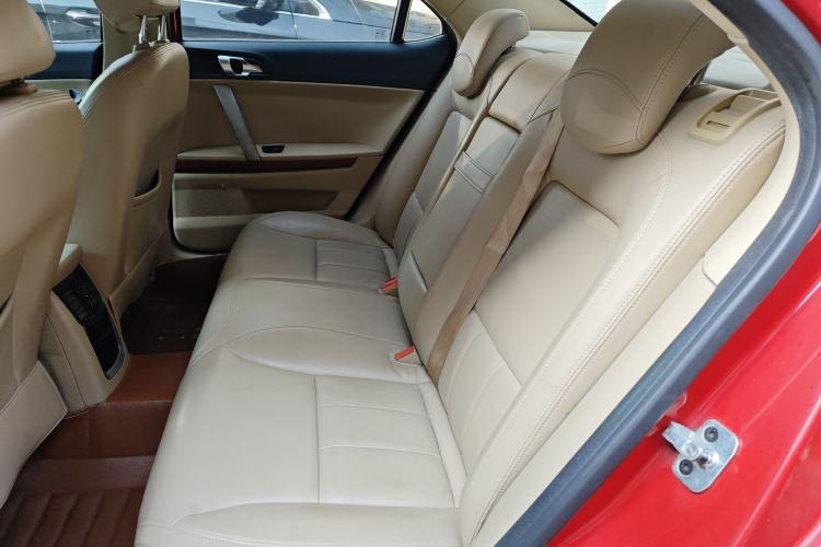 Used Roewe 550 2013 Classic Edition 550 1.8L Manual Luxury Model
