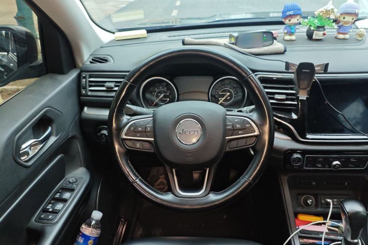 Used Jeep Commander 2018 2.0T Two-Wheel Drive Enjoy Edition China V