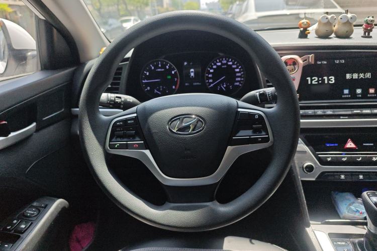 Used Hyundai Elantra (6th Generation / Lingdong) 2016 1.6L Automatic ZhiXuan – Elite Version
