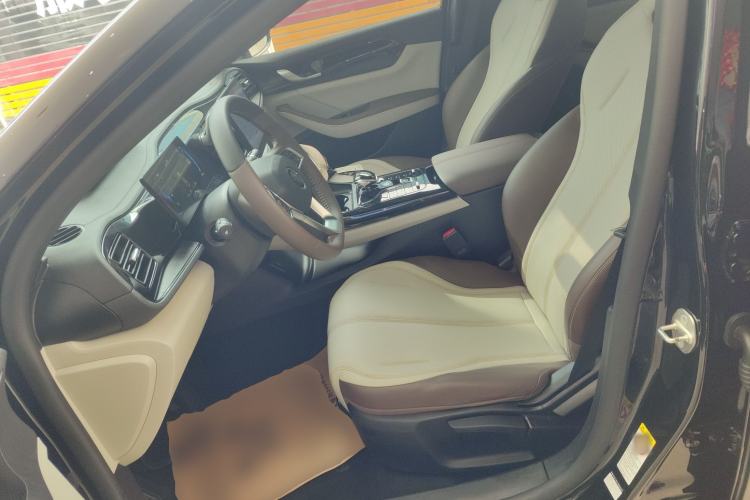 Used BYD Qin PLUS 2024 HONOR Edition DM-i 55KM Leading Model Left Front Seat