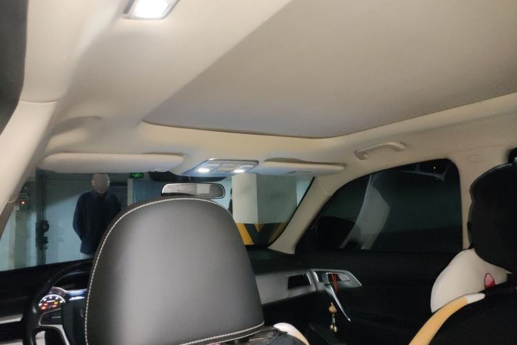 Used Geely Auto Emgrand X7 Sport 2016 2.0L Manual Smart Connect Version