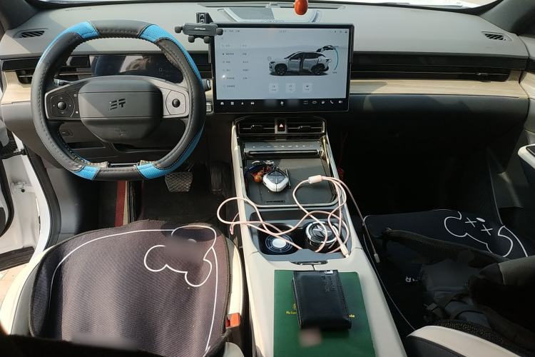 Used JETOUR Shanhai L6 2024 1.5TD DHT MAX
