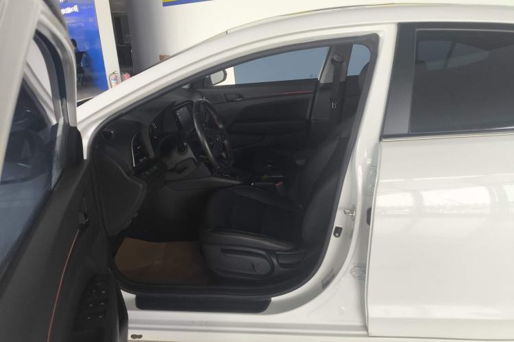 Used Hyundai Elantra (6th Generation / Lingdong) 2018 1.4T Dual-Clutch Xuan Dong · Dynamic Edition
