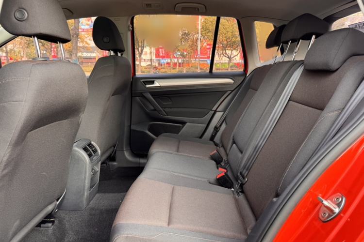 Used Volkswagen Golf Sportsvan 2016 1.6L Automatic Comfort Model