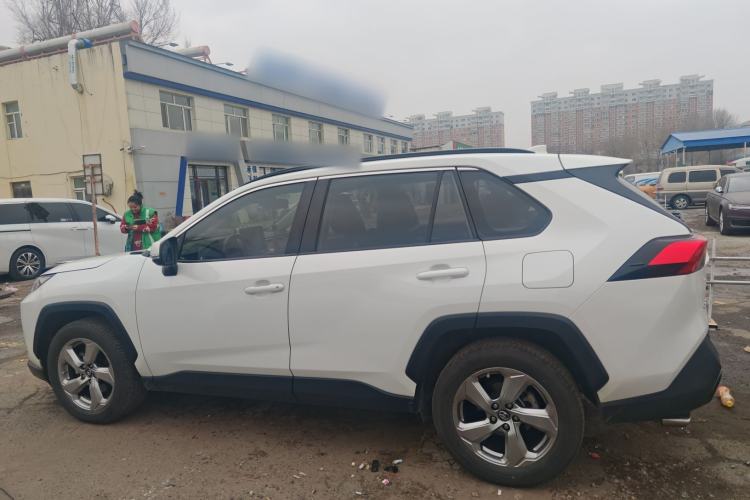 Used Toyota RAV4 2020 2.0L CVT Two-Wheel Drive Fashion PLUS Edition