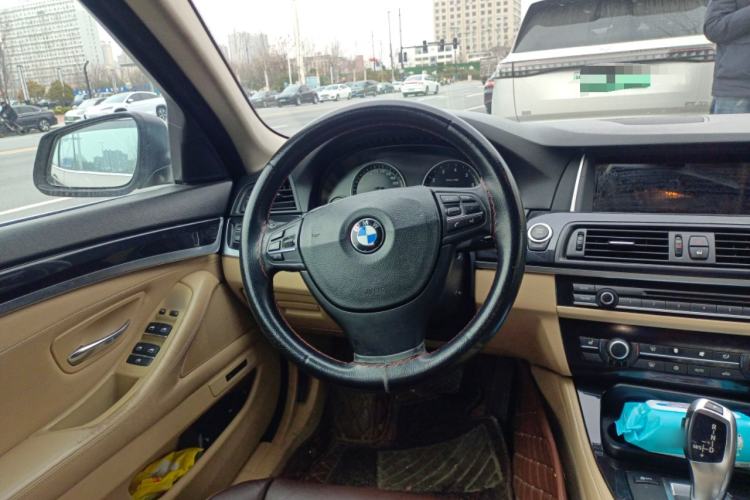 Used BMW 5 Series 2011 523Li Leading Model
