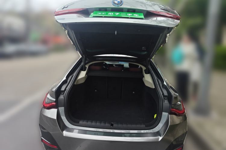 Used BMW i4 2023 eDrive35
