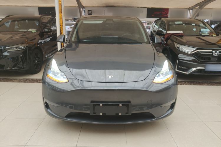 Used Tesla Model Y 2021 Long-Range All-Wheel-Drive Version
