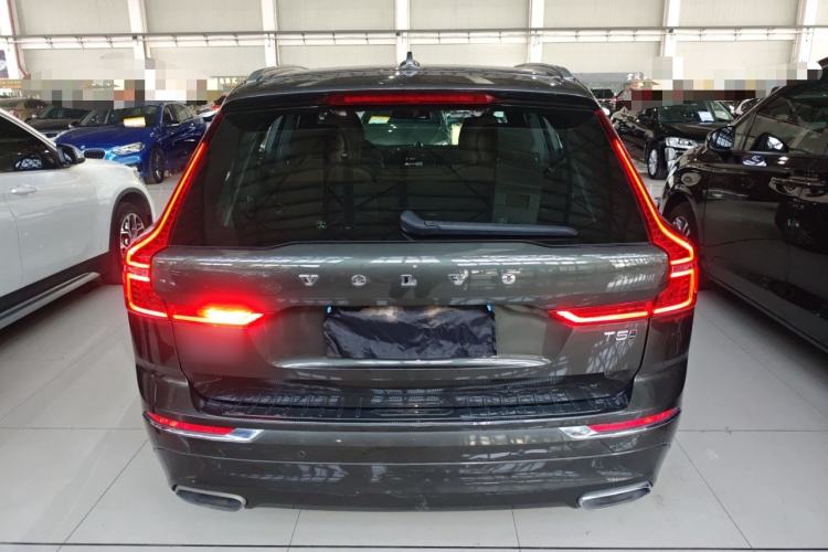 Used Volvo XC60 2021 T5 4x4 Smart Luxury Edition