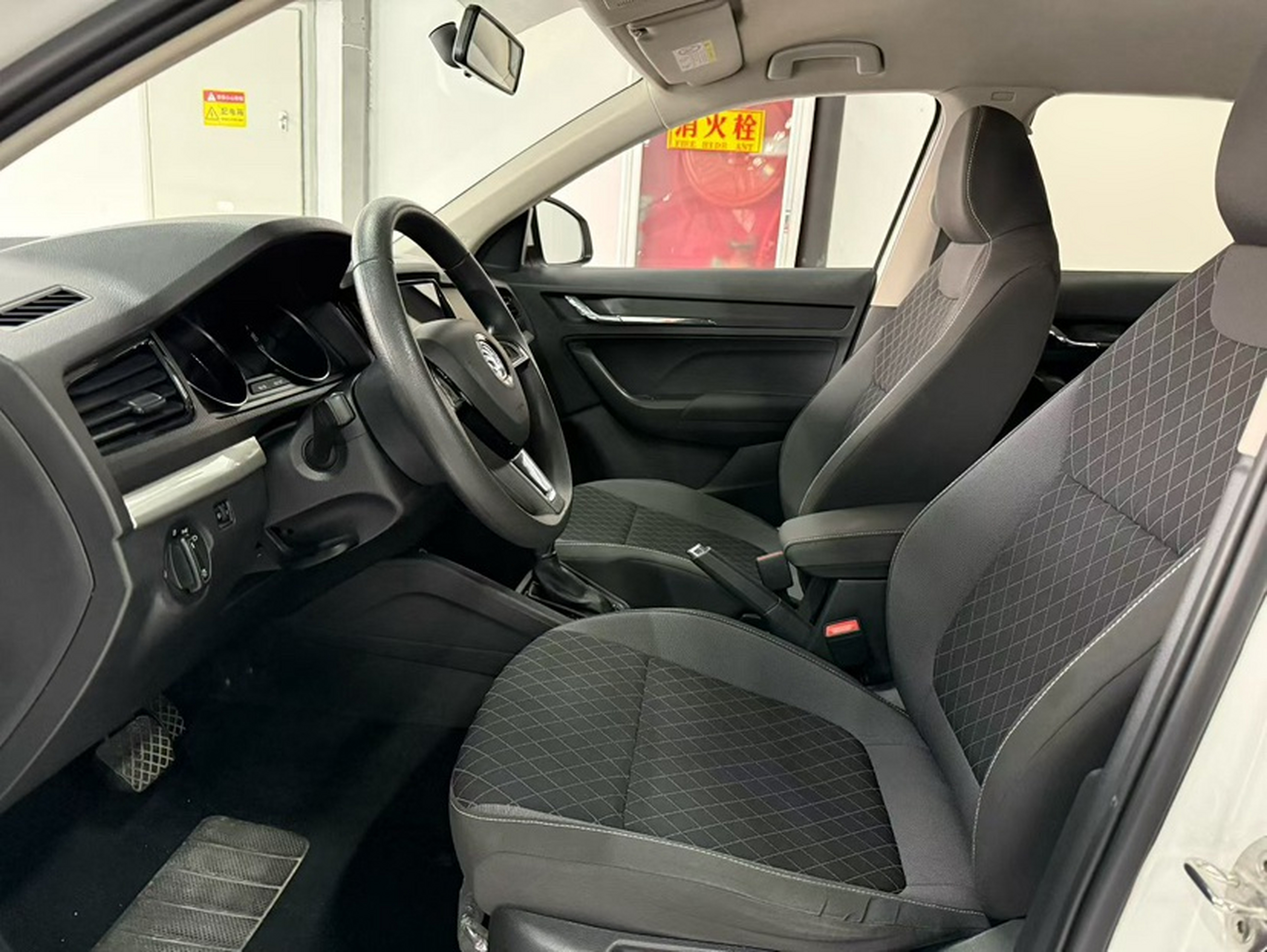 Interior delantero