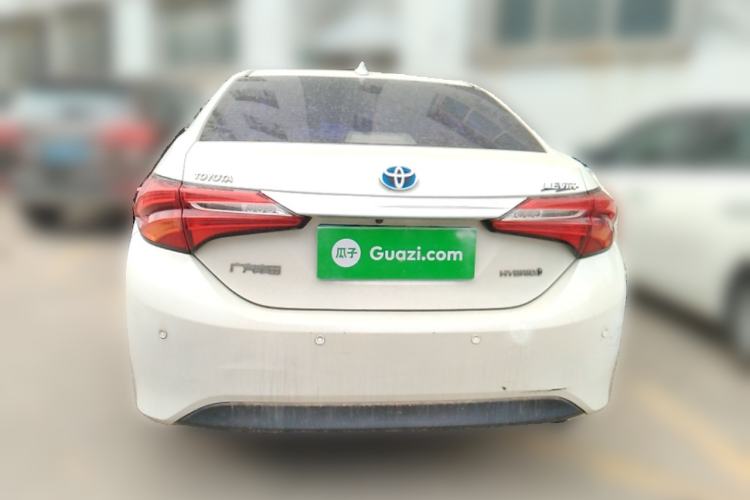 Used Toyota Levin 2016 Dual-Engine 1.8H GS E-CVT Elite Model with Sunroof