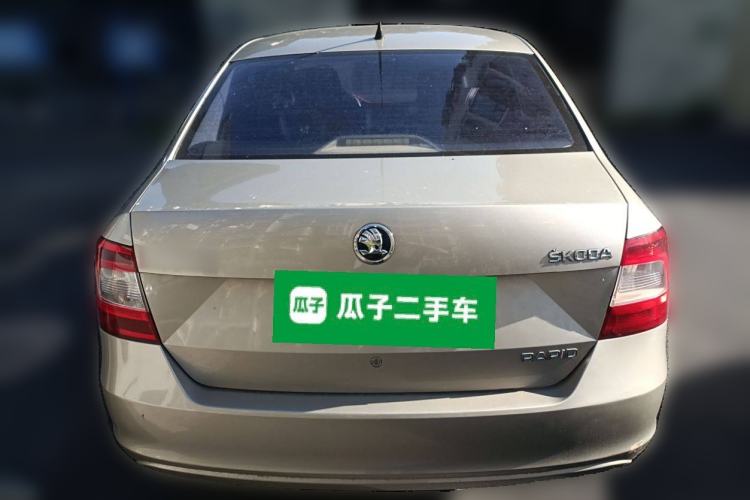 Used Skoda Rapid 2015 1.4L Manual Enjoyment Model