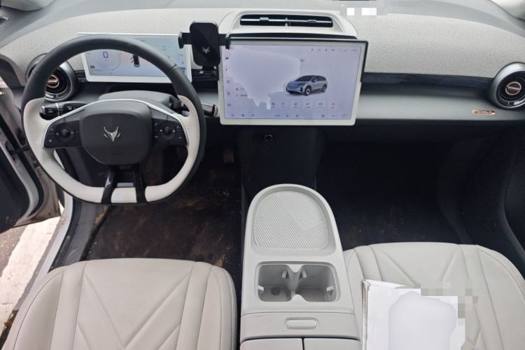 Used ARCFOX Kaola 2024 Family Edition AIR
