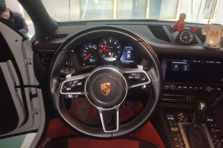 Used Porsche Macan 2021 Macan 2.0T