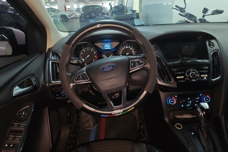 Used Ford Focus 2015 Sedan 1.6L Automatic Trend Model
