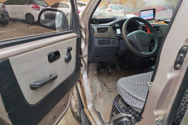 Used Jinbei Hiace X30 2020 1.5L Van Super-Enjoyment Model China VI Standard SWC15M
