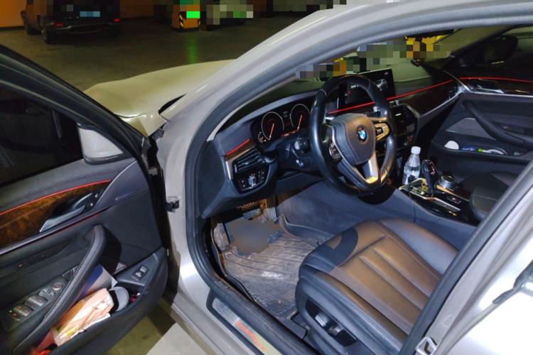 Used BMW 5 Series 2019 525Li Luxury Package Driver Seat