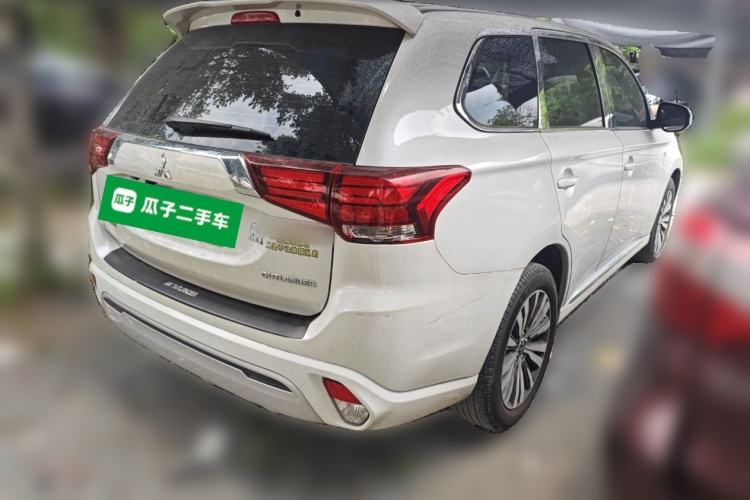 Used Mitsubishi Outlander 2021 2.0L Two-Wheel Drive Comfort Edition 5 Seats Rear Right 45 Deg