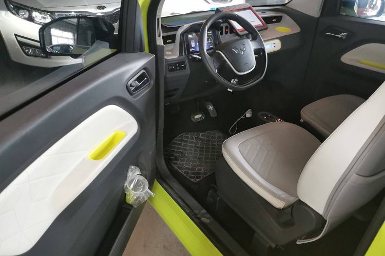 Used Wuling Hongguang MINIEV 2022 Macaron Colorful Edition Lithium-Ion Battery