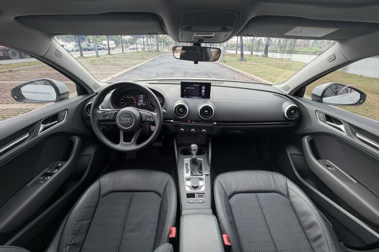 Used Audi A3 2019 Limousine 35 TFSI Fashion Edition China V standard
