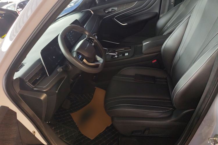 Used Venucia V 2021 260T Idol Edition Left Front Seat