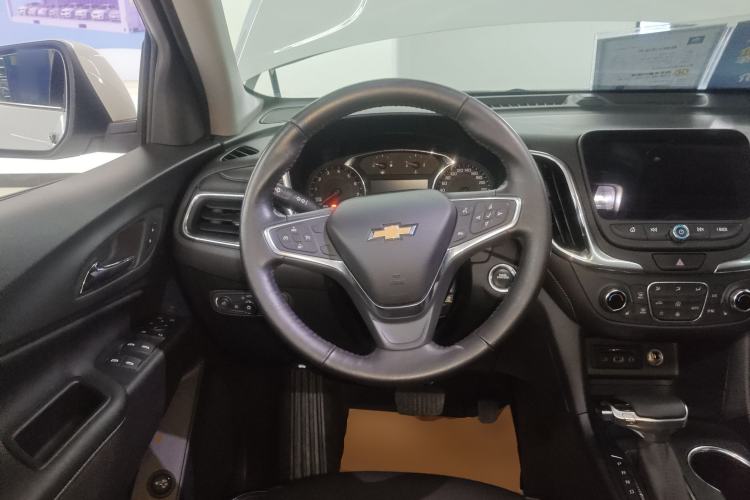 Used Chevrolet Equinox 2019 535T Automatic YuJie Edition China VI
