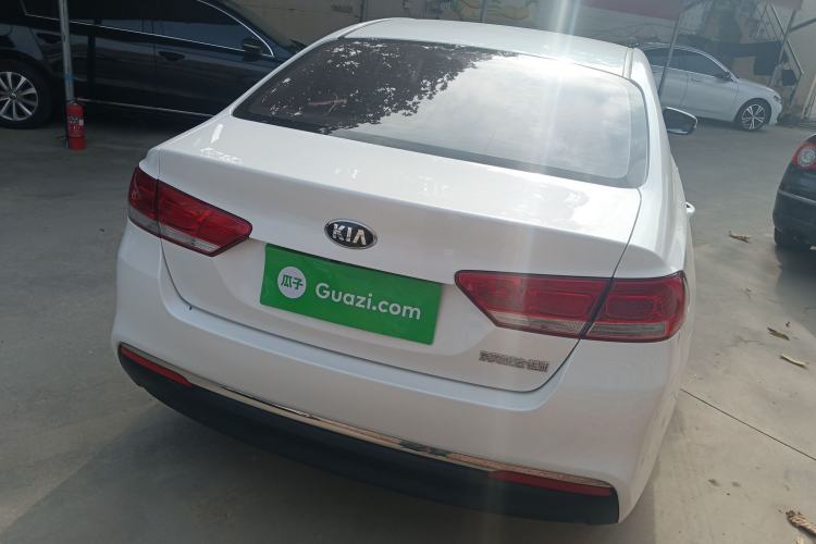 Used Kia K4 2014 1.8L Manual GL
