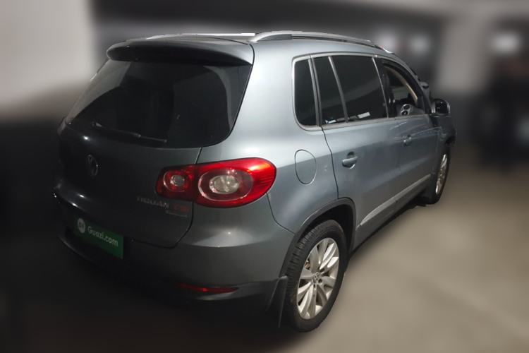 Used Volkswagen Tiguan 2010 2.0 TSI Automatic All-Wheel Drive Flagship Navigation Edition Rear Right 45 Deg