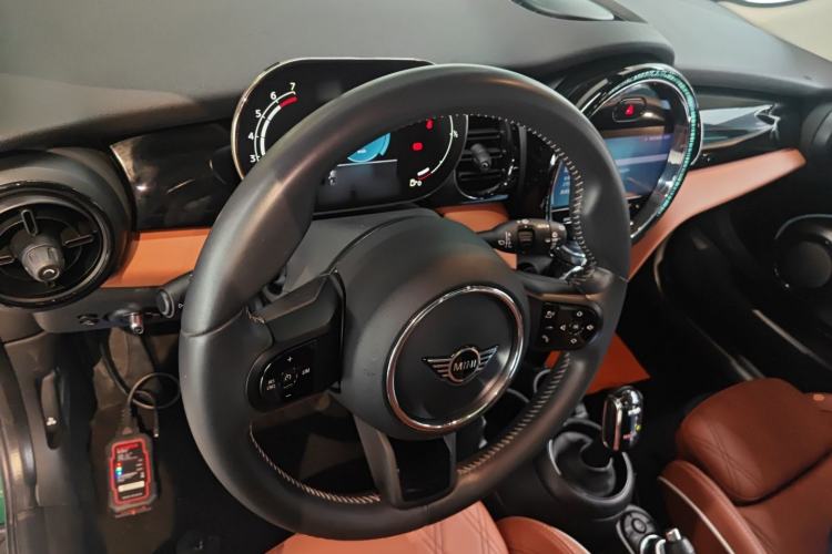 Used MINI 2022 Updated 1.5T COOPER Artist