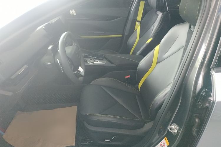 Used CHANGAN UNI-V 2022 1.5T Sport Edition