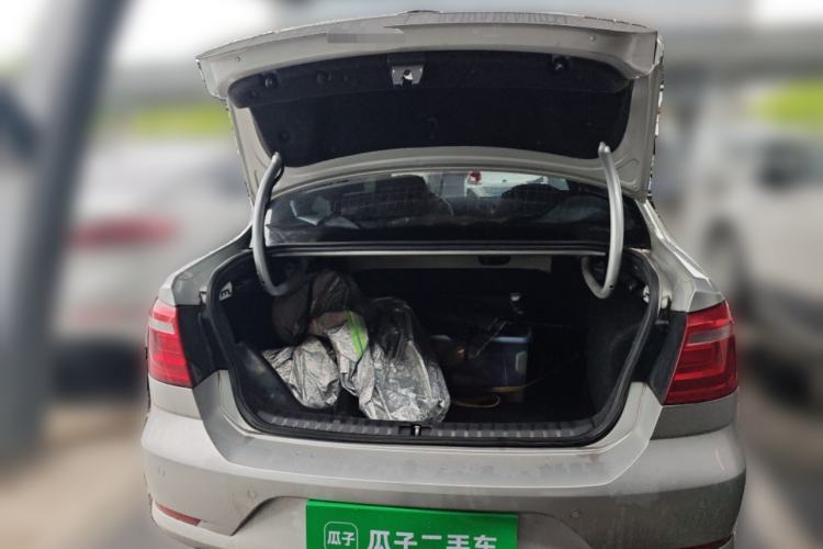 Used Volkswagen Bora 2014 1.6L Automatic Comfort Model Trunk