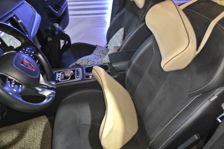 Used Roewe i6 New Energy 2017 45T Hybrid Connective Smart Luxury Edition