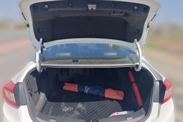 Used Chevrolet Cruze 2018 320 Automatic Pioneer Sunroof Edition Trunk