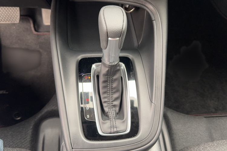 Used Honda Vezel 2023 1.5L CVT Elite Edition
