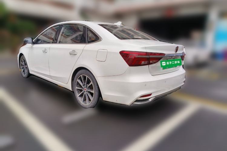 Used Roewe i6 New Energy 2017 45T Hybrid Connective Smart Luxury Edition
