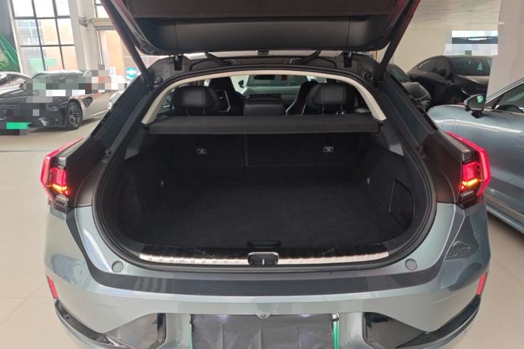 Used Zeekr 001 2022 Long-Range Dual-Motor WE Edition Trunk