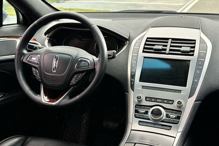 Used Lincoln MKZ 2019 2.0T Luxury Edition China VI Standard
