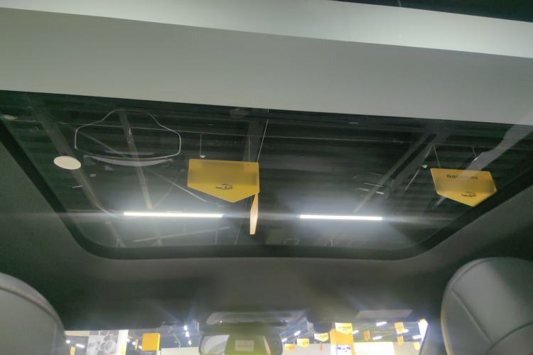 Used Lincoln Z 2022 Facelift iCool Deluxe Edition
